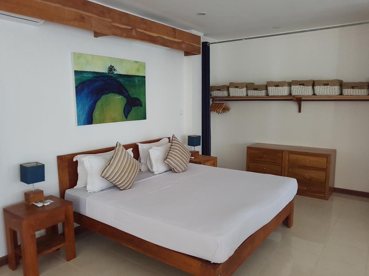 Sunset Hill Hotel Labuan Bajo Exterior photo