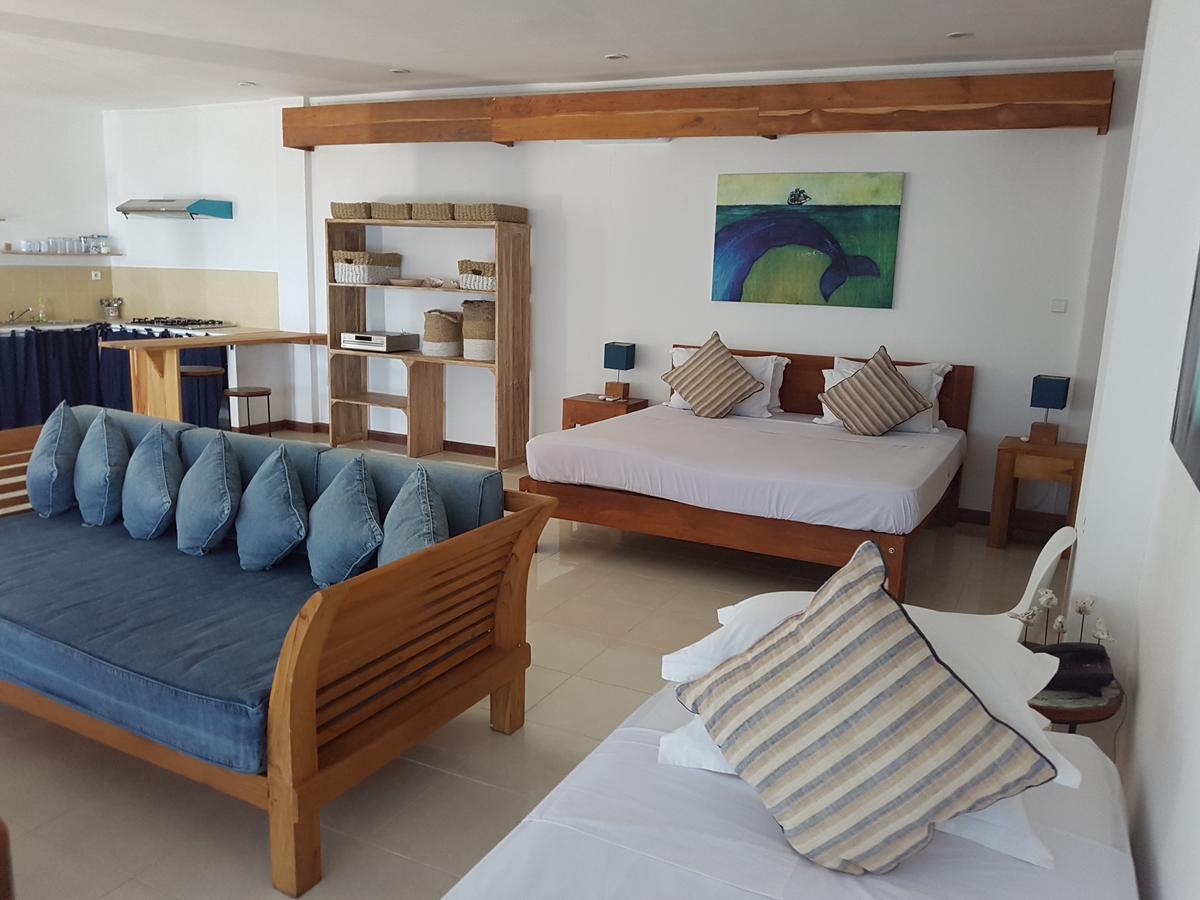 Sunset Hill Hotel Labuan Bajo Exterior photo