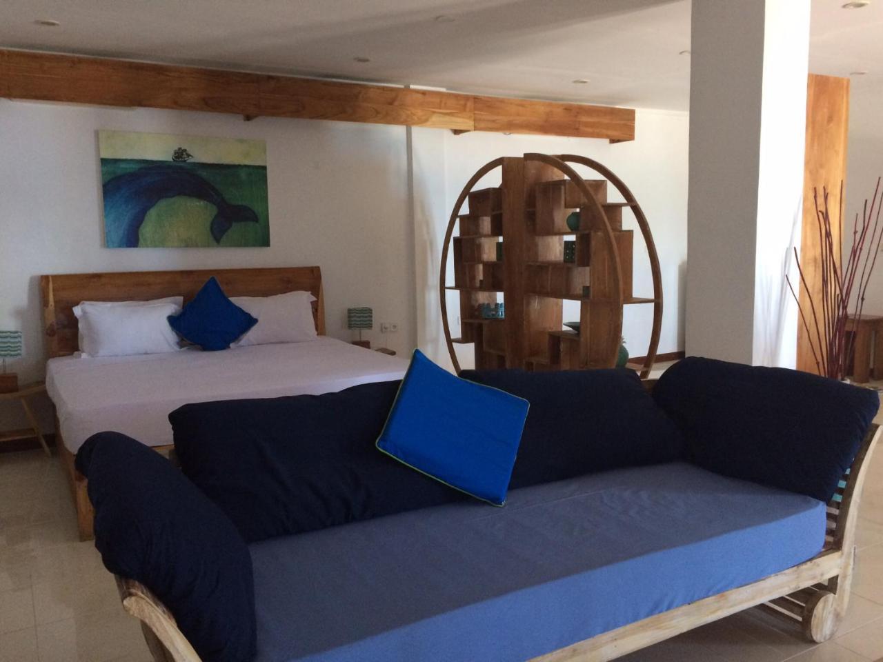Sunset Hill Hotel Labuan Bajo Exterior photo
